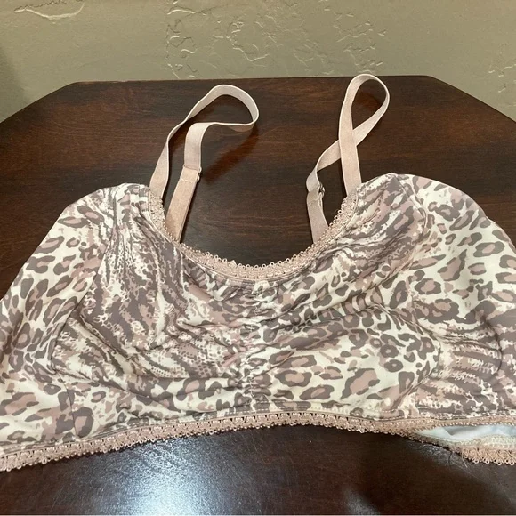 Spell Ada Leopard Print Bralette, Size Large - Picture 5 of 8